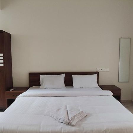 Stayz Inn Elite T Nagar Chennai Ngoại thất bức ảnh